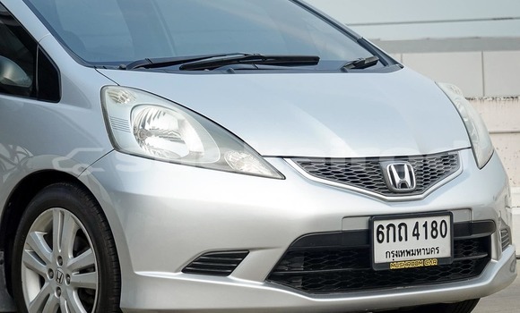 Buy Used Honda Jazz Silver Car in Bangkok in Bangkok Buy Used Honda Jazz Silver Car in Bangkok in Bangkok