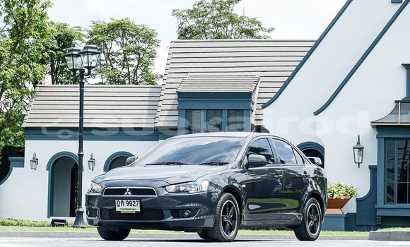 ซื้อ รถมือสอง Mitsubishi Lancer สีดำ รถยนต์ ใน %{เมือง} ใน กรุงเทพมหานคร