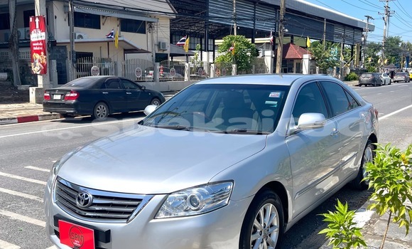Buy Used Toyota Camry Silver Car in Bangkok in Bangkok