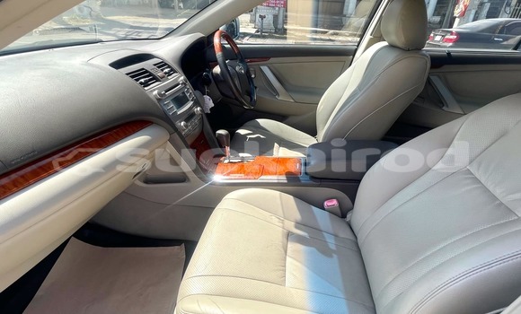 Buy Used Toyota Camry Silver Car in Bangkok in Bangkok Buy Used Toyota Camry Silver Car in Bangkok in Bangkok