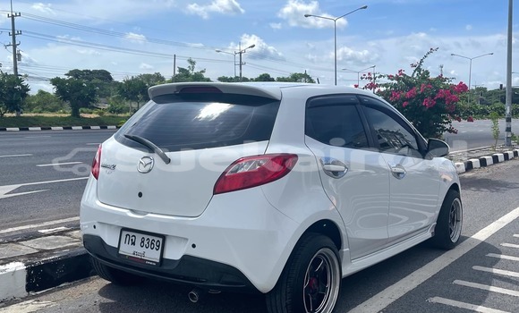 Buy Used Mazda 2 White Car in Bangkok in Bangkok Buy Used Mazda 2 White Car in Bangkok in Bangkok