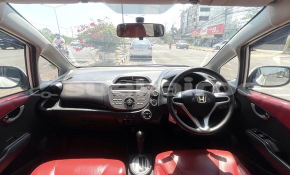 ซื้อ รถมือสอง Honda Jazz ขาว รถยนต์ ใน %{เมือง} ใน กรุงเทพมหานคร ซื้อ รถมือสอง Honda Jazz ขาว รถยนต์ ใน %{เมือง} ใน กรุงเทพมหานคร