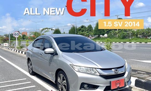 ซื้อ รถมือสอง Honda City เงิน รถยนต์ ใน %{เมือง} ใน กรุงเทพมหานคร