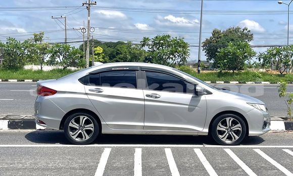 ซื้อ รถมือสอง Honda City เงิน รถยนต์ ใน %{เมือง} ใน กรุงเทพมหานคร ซื้อ รถมือสอง Honda City เงิน รถยนต์ ใน %{เมือง} ใน กรุงเทพมหานคร