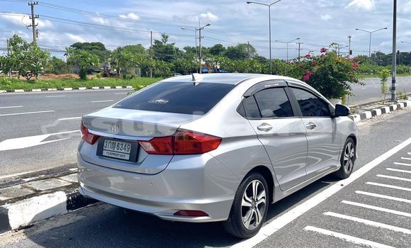 ซื้อ รถมือสอง Honda City เงิน รถยนต์ ใน %{เมือง} ใน กรุงเทพมหานคร ซื้อ รถมือสอง Honda City เงิน รถยนต์ ใน %{เมือง} ใน กรุงเทพมหานคร
