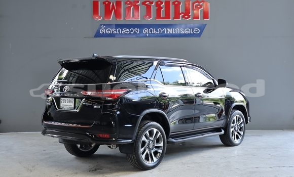 ซื้อ รถมือสอง Toyota Fortuner สีดำ รถยนต์ ใน %{เมือง} ใน กรุงเทพมหานคร ซื้อ รถมือสอง Toyota Fortuner สีดำ รถยนต์ ใน %{เมือง} ใน กรุงเทพมหานคร