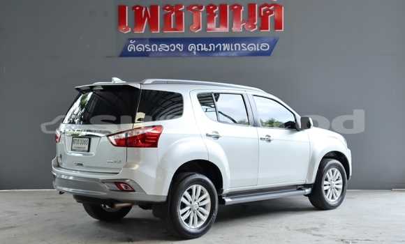 ซื้อ รถมือสอง Isuzu MU-X เงิน รถยนต์ ใน %{เมือง} ใน กรุงเทพมหานคร ซื้อ รถมือสอง Isuzu MU-X เงิน รถยนต์ ใน %{เมือง} ใน กรุงเทพมหานคร