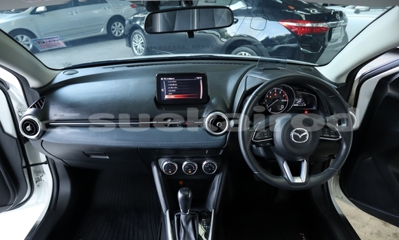 ซื้อ รถมือสอง Mazda Mazda 2 ขาว รถยนต์ ใน %{เมือง} ใน กรุงเทพมหานคร ซื้อ รถมือสอง Mazda Mazda 2 ขาว รถยนต์ ใน %{เมือง} ใน กรุงเทพมหานคร