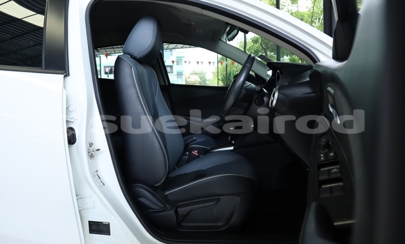 ซื้อ รถมือสอง Mazda Mazda 2 ขาว รถยนต์ ใน %{เมือง} ใน กรุงเทพมหานคร ซื้อ รถมือสอง Mazda Mazda 2 ขาว รถยนต์ ใน %{เมือง} ใน กรุงเทพมหานคร