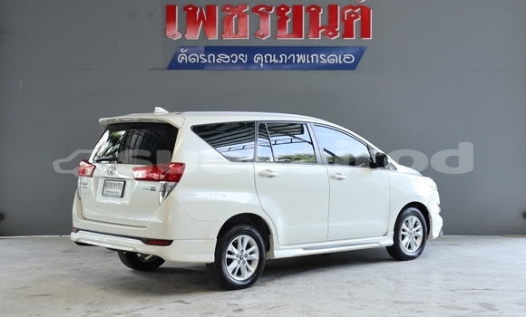 Buy Used Toyota Innova White Car in Bangkok in Bangkok Buy Used Toyota Innova White Car in Bangkok in Bangkok