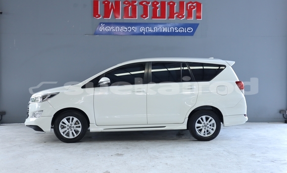 Buy Used Toyota Innova White Car in Bangkok in Bangkok Buy Used Toyota Innova White Car in Bangkok in Bangkok