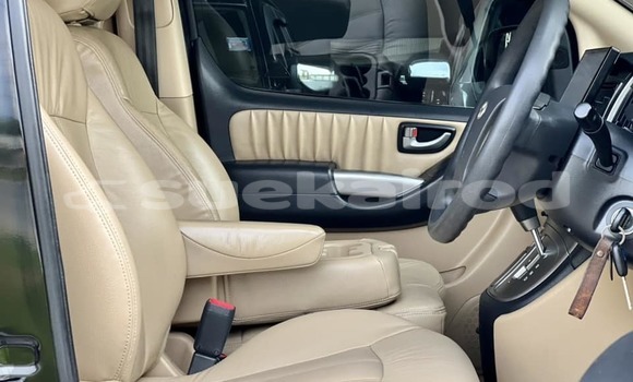 Buy Used Hyundai H1 Black Car in Bangkok in Bangkok Buy Used Hyundai H1 Black Car in Bangkok in Bangkok