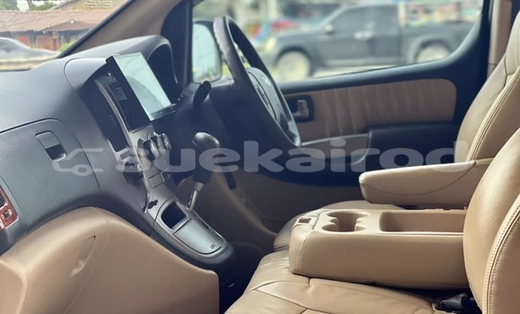 Buy Used Hyundai H1 Black Car in Bangkok in Bangkok Buy Used Hyundai H1 Black Car in Bangkok in Bangkok