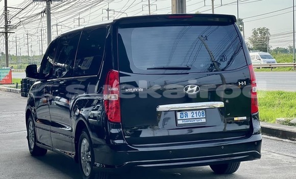 Buy Used Hyundai H1 Black Car in Bangkok in Bangkok Buy Used Hyundai H1 Black Car in Bangkok in Bangkok