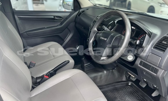 Buy Used Isuzu D-Max White Car in Bangkok in Bangkok Buy Used Isuzu D-Max White Car in Bangkok in Bangkok