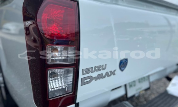 Buy Used Isuzu D-Max White Car in Bangkok in Bangkok Buy Used Isuzu D-Max White Car in Bangkok in Bangkok