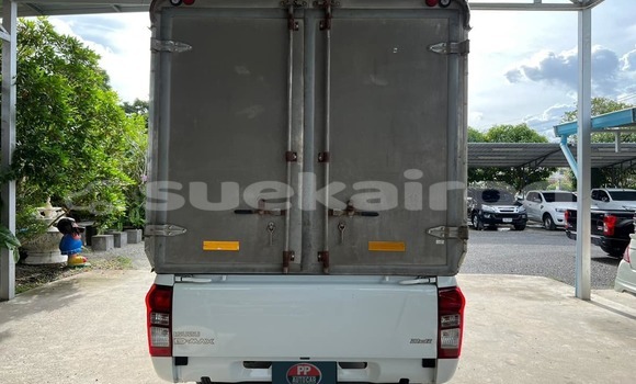 Buy Used Isuzu D-Max White Car in Bangkok in Bangkok Buy Used Isuzu D-Max White Car in Bangkok in Bangkok