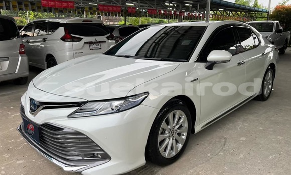 Buy Used Toyota Camry White Car in Bangkok in Bangkok Buy Used Toyota Camry White Car in Bangkok in Bangkok
