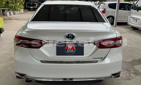 Buy Used Toyota Camry White Car in Bangkok in Bangkok Buy Used Toyota Camry White Car in Bangkok in Bangkok