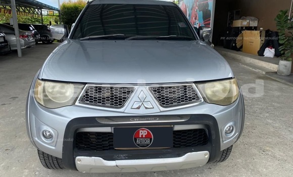 Buy Used Mitsubishi Triton Other Car in Bangkok in Bangkok Buy Used Mitsubishi Triton Other Car in Bangkok in Bangkok