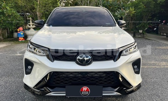 Buy Used Toyota Fortuner White Car in Bangkok in Bangkok Buy Used Toyota Fortuner White Car in Bangkok in Bangkok