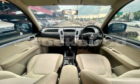 ซื้อ รถมือสอง Mitsubishi Pajero Sport สีดำ รถยนต์ ใน %{เมือง} ใน กรุงเทพมหานคร ซื้อ รถมือสอง Mitsubishi Pajero Sport สีดำ รถยนต์ ใน %{เมือง} ใน กรุงเทพมหานคร