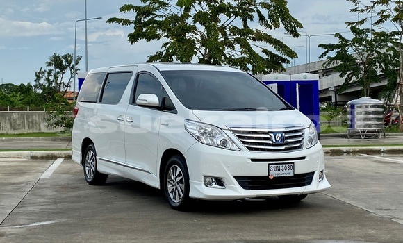 Buy Used Toyota Alphard White Car in Bangkok in Bangkok Buy Used Toyota Alphard White Car in Bangkok in Bangkok