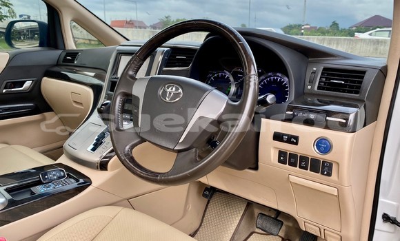 Buy Used Toyota Alphard White Car in Bangkok in Bangkok Buy Used Toyota Alphard White Car in Bangkok in Bangkok