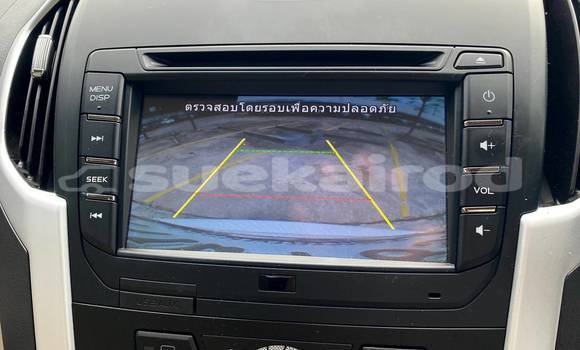 Buy Used Isuzu MU-X White Car in Bangkok in Bangkok Buy Used Isuzu MU-X White Car in Bangkok in Bangkok