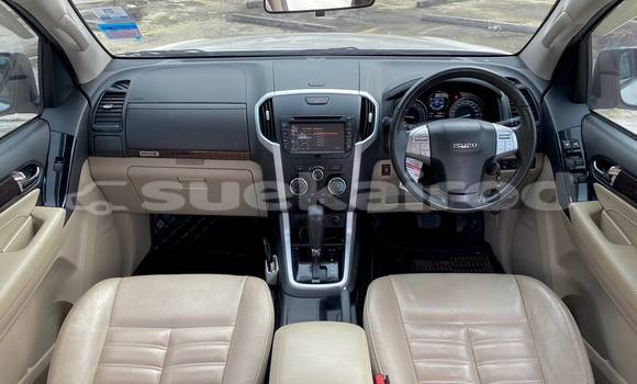 Buy Used Isuzu MU-X White Car in Bangkok in Bangkok Buy Used Isuzu MU-X White Car in Bangkok in Bangkok