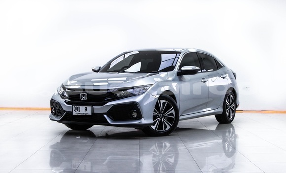 ซื้อ รถมือสอง Honda Civic อื่น ๆ รถยนต์ ใน %{เมือง} ใน กรุงเทพมหานคร