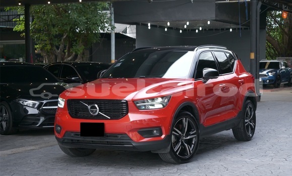 ซื้อ รถมือสอง Volvo XC40 สีแดง รถยนต์ ใน %{เมือง} ใน กรุงเทพมหานคร