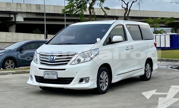 Buy Used Toyota Alphard White Car in Bangkok in Bangkok