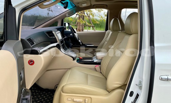 ซื้อ รถมือสอง Toyota Alphard ขาว รถยนต์ ใน %{เมือง} ใน กรุงเทพมหานคร ซื้อ รถมือสอง Toyota Alphard ขาว รถยนต์ ใน %{เมือง} ใน กรุงเทพมหานคร