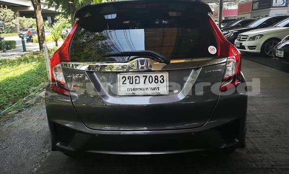 ซื้อ รถมือสอง Honda Jazz สีดำ รถยนต์ ใน %{เมือง} ใน กรุงเทพมหานคร ซื้อ รถมือสอง Honda Jazz สีดำ รถยนต์ ใน %{เมือง} ใน กรุงเทพมหานคร