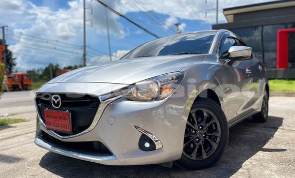 ซื้อ รถมือสอง Mazda Mazda 2 เงิน รถยนต์ ใน %{เมือง} ใน กรุงเทพมหานคร ซื้อ รถมือสอง Mazda Mazda 2 เงิน รถยนต์ ใน %{เมือง} ใน กรุงเทพมหานคร