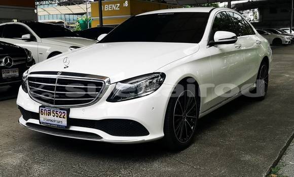 ซื้อ รถมือสอง Mercedes-Benz C-Classe ขาว รถยนต์ ใน %{เมือง} ใน กรุงเทพมหานคร ซื้อ รถมือสอง Mercedes-Benz C-Classe ขาว รถยนต์ ใน %{เมือง} ใน กรุงเทพมหานคร