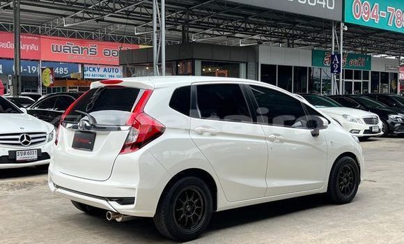 ซื้อ รถมือสอง Honda Jazz ขาว รถยนต์ ใน %{เมือง} ใน กรุงเทพมหานคร ซื้อ รถมือสอง Honda Jazz ขาว รถยนต์ ใน %{เมือง} ใน กรุงเทพมหานคร