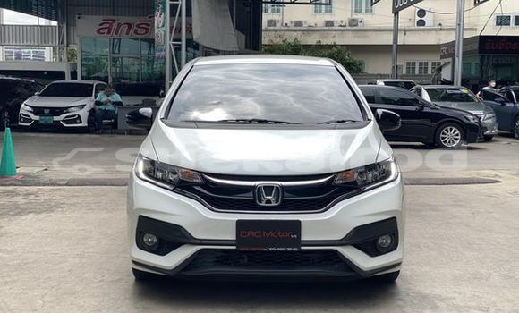 ซื้อ รถมือสอง Honda Jazz ขาว รถยนต์ ใน %{เมือง} ใน กรุงเทพมหานคร ซื้อ รถมือสอง Honda Jazz ขาว รถยนต์ ใน %{เมือง} ใน กรุงเทพมหานคร