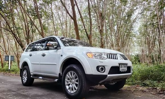 ซื้อ รถมือสอง Mitsubishi Pajero ขาว รถยนต์ ใน %{เมือง} ใน กรุงเทพมหานคร