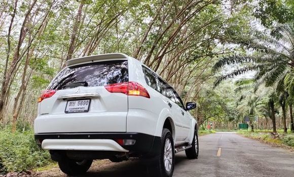 ซื้อ รถมือสอง Mitsubishi Pajero ขาว รถยนต์ ใน %{เมือง} ใน กรุงเทพมหานคร ซื้อ รถมือสอง Mitsubishi Pajero ขาว รถยนต์ ใน %{เมือง} ใน กรุงเทพมหานคร