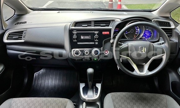 ซื้อ รถมือสอง Honda Jazz ขาว รถยนต์ ใน %{เมือง} ใน กรุงเทพมหานคร ซื้อ รถมือสอง Honda Jazz ขาว รถยนต์ ใน %{เมือง} ใน กรุงเทพมหานคร