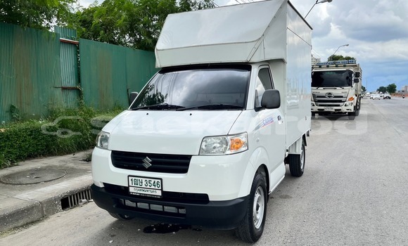 Buy Used Suzuki Carry White Car in Bangkok in Bangkok