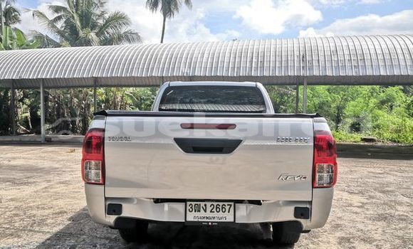 ซื้อ รถมือสอง Toyota Hiluxe Revo เงิน รถยนต์ ใน %{เมือง} ใน กรุงเทพมหานคร ซื้อ รถมือสอง Toyota Hiluxe Revo เงิน รถยนต์ ใน %{เมือง} ใน กรุงเทพมหานคร