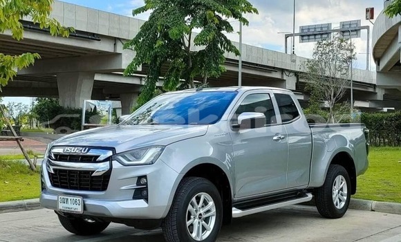 ซื้อ รถมือสอง Isuzu D-Max อื่น ๆ รถยนต์ ใน %{เมือง} ใน กรุงเทพมหานคร