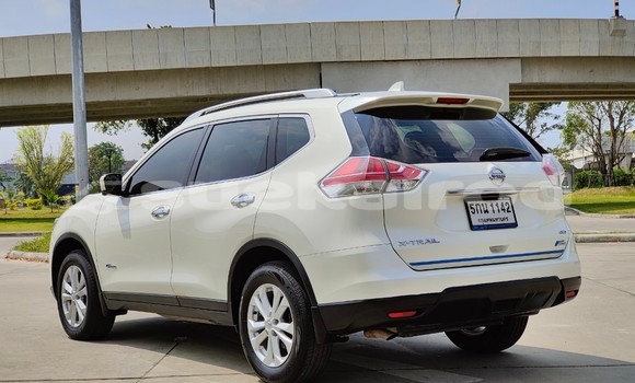 ซื้อ รถมือสอง Nissan X-Trail ขาว รถยนต์ ใน %{เมือง} ใน กรุงเทพมหานคร ซื้อ รถมือสอง Nissan X-Trail ขาว รถยนต์ ใน %{เมือง} ใน กรุงเทพมหานคร