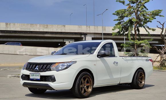 ซื้อ รถมือสอง Mitsubishi Triton ขาว รถยนต์ ใน %{เมือง} ใน กรุงเทพมหานคร ซื้อ รถมือสอง Mitsubishi Triton ขาว รถยนต์ ใน %{เมือง} ใน กรุงเทพมหานคร