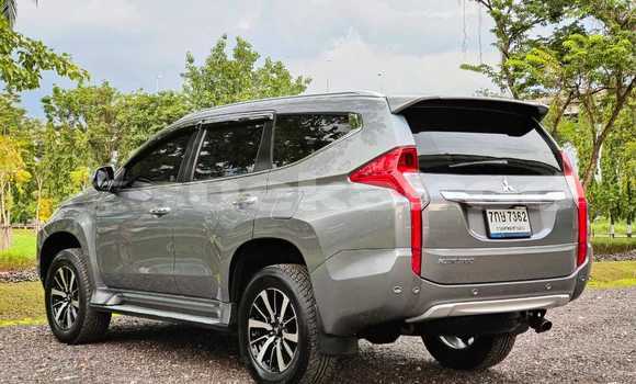 ซื้อ รถมือสอง Mitsubishi Pajero Sport เงิน รถยนต์ ใน %{เมือง} ใน กรุงเทพมหานคร ซื้อ รถมือสอง Mitsubishi Pajero Sport เงิน รถยนต์ ใน %{เมือง} ใน กรุงเทพมหานคร