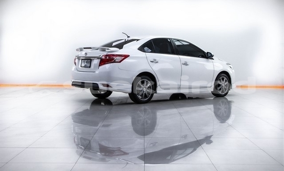 ซื้อ รถมือสอง Toyota Vios ขาว รถยนต์ ใน %{เมือง} ใน กรุงเทพมหานคร ซื้อ รถมือสอง Toyota Vios ขาว รถยนต์ ใน %{เมือง} ใน กรุงเทพมหานคร