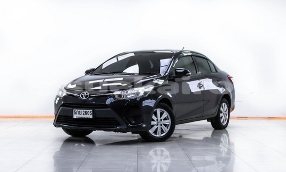 ซื้อ รถมือสอง Toyota Vios สีดำ รถยนต์ ใน %{เมือง} ใน กรุงเทพมหานคร